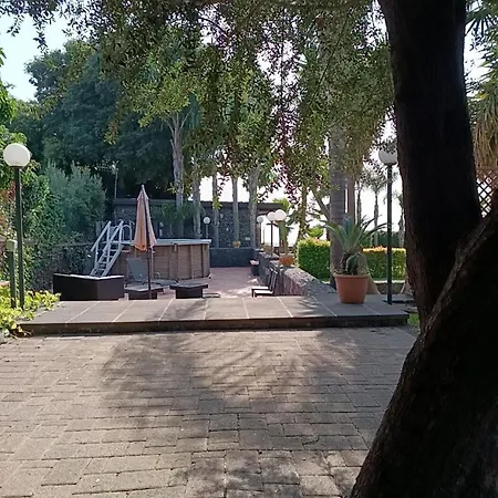 Borgo Barone Apartman *