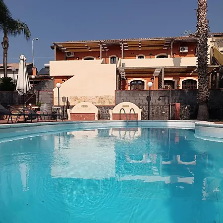 Apartman Borgo Barone Mascali