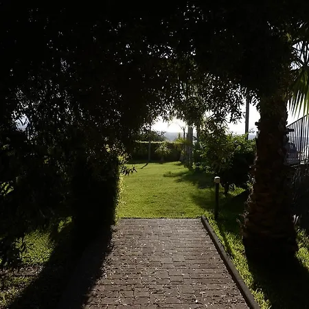 Borgo Barone Apartment *