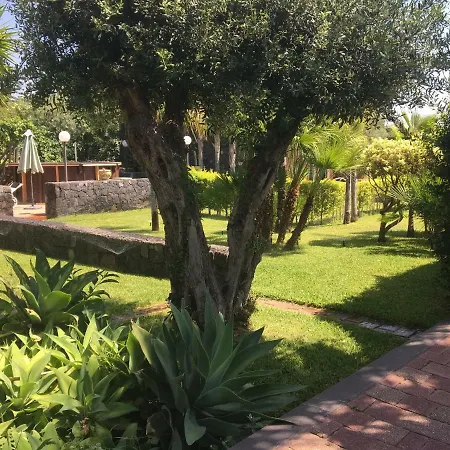 Borgo Barone Apartman *